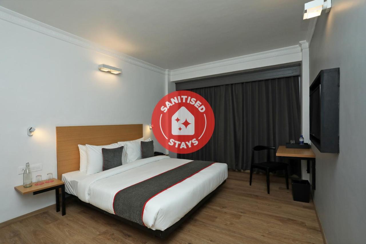 Golden Parkk Hotel Колката Екстериор снимка