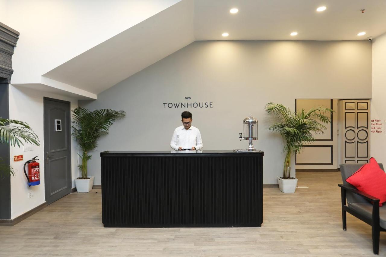 Golden Parkk Hotel Колката Екстериор снимка