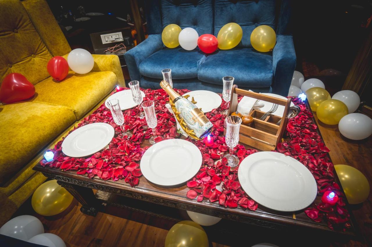 Golden Parkk Hotel Колката Екстериор снимка