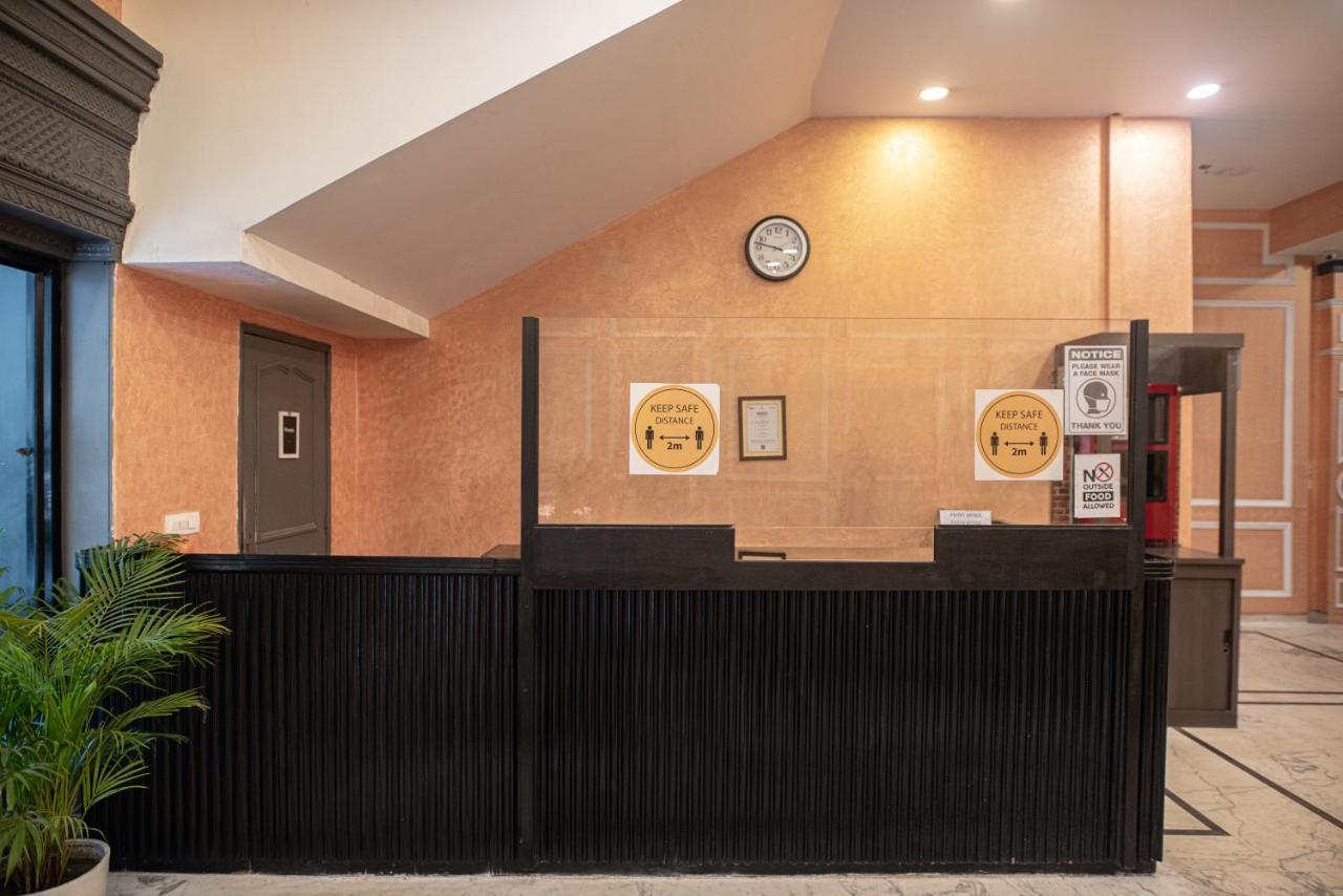 Golden Parkk Hotel Колката Екстериор снимка